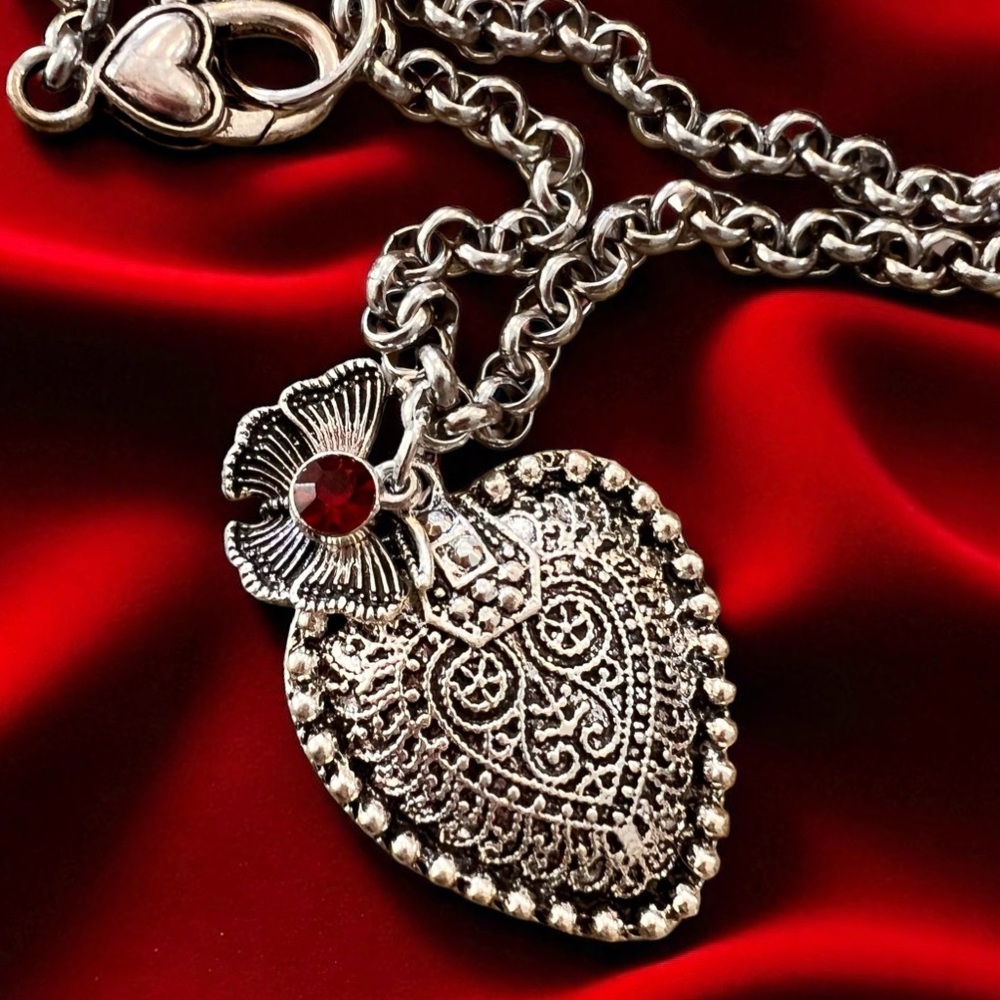 Beautiful Silver Toned Heart Necklace with Butterfly and Red Gem Charm 16.5” - Picture 12 of 17